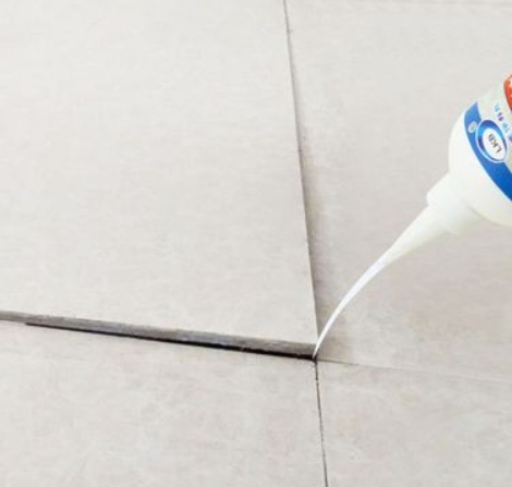 玛多瓷砖空鼓维修公司分享卫生间瓷砖脱落的原因可能有以下几点